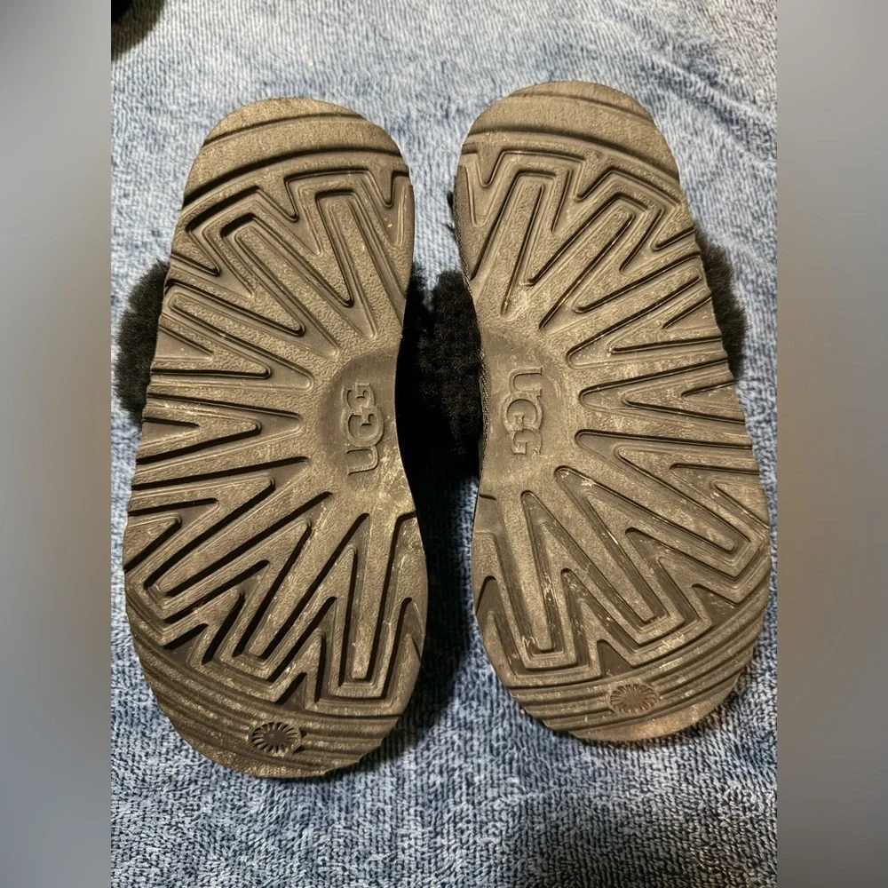 UGG Kids Black Cozy Slippers